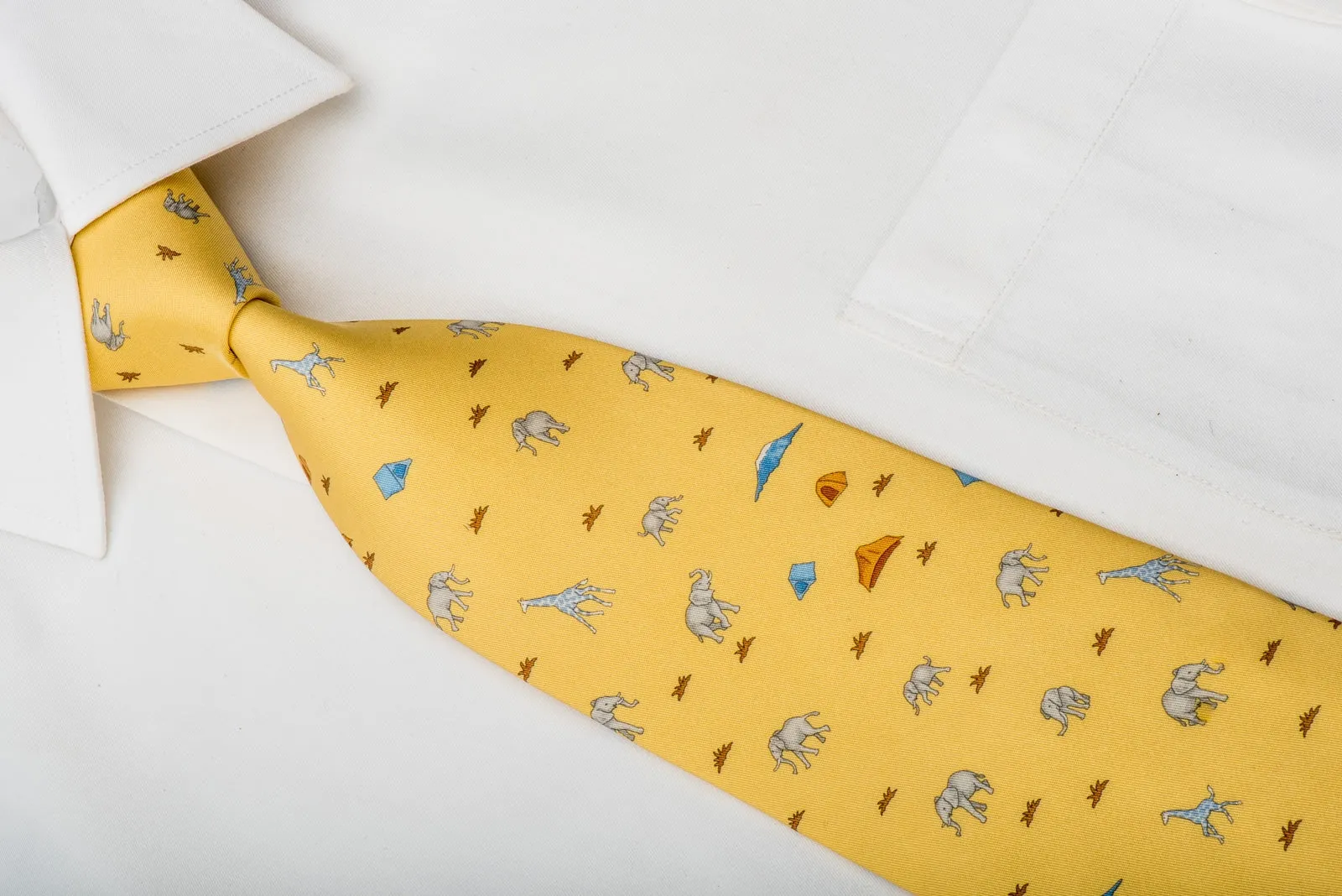 Hunting World Men's Silk Tie Printed Elephants & Giraffes On Yellow