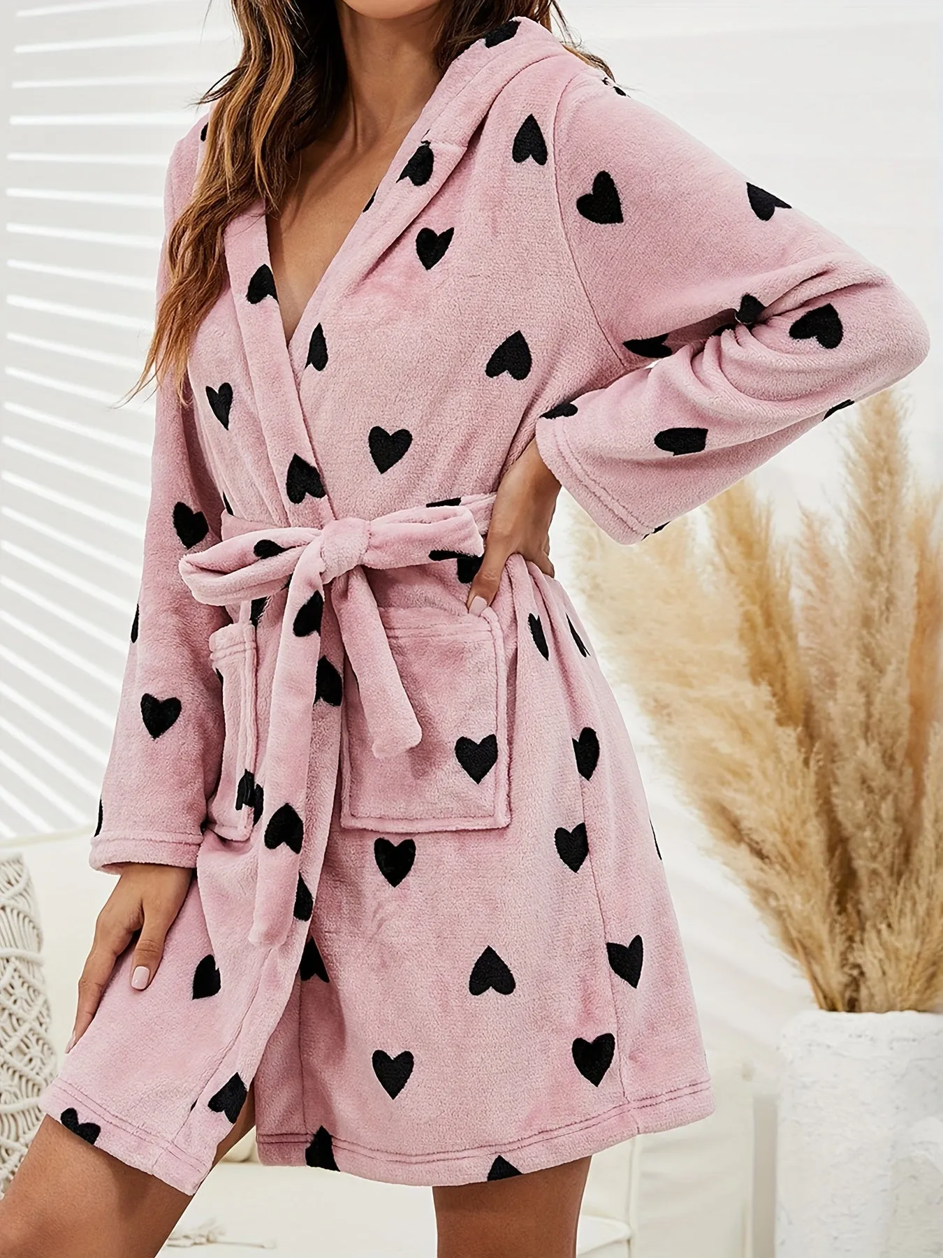 Plush Heart Print Hooded Nightgown, Long Sleeve Belted Flannel Lounge Robe With Pockets For Valentine's Day, Women's Sleepwear & Dresses for fall/ winter