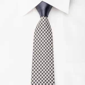 Trugen Men's Woven Silk Skinny Tie Silver Hounds Tooth On Black